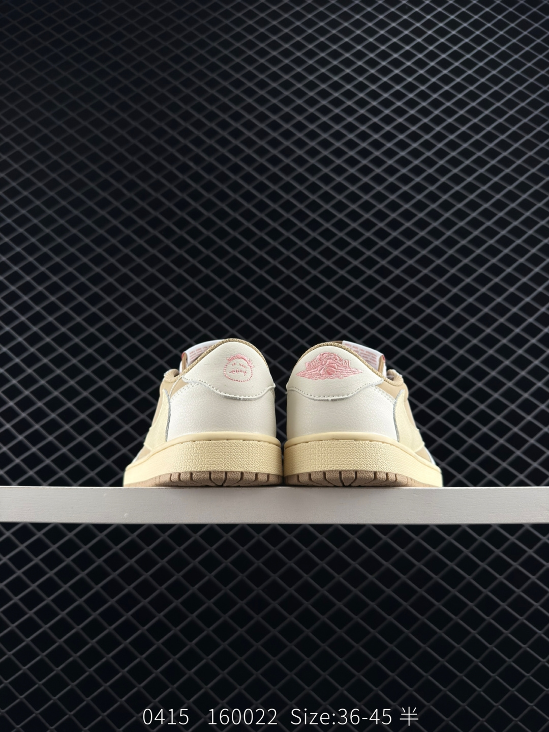 Travis Scott x Air Jordan 1 ” Reverse Mocha “